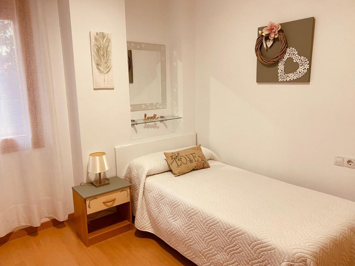 Apartamentos Alcaniz, Gala Bagian luar foto